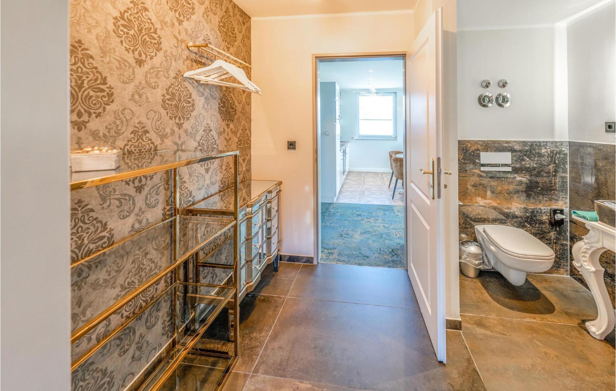 Stunning Apartment In Mettmann With Wifi Exterior photo